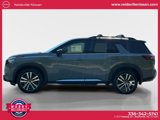 New 2025 Nissan Pathfinder Platinum w/ Black Appearance Package image 3