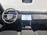 Used 2025 Land Rover Range Rover SV image 3