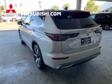 New 2025 Mitsubishi Outlander SEL image 6