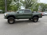 Used 2022 Toyota Tacoma SR5 w/ Trail Edition image 4