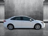 Used 2022 Toyota Corolla LE image 4