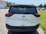 Used 2023 Nissan Rogue SV image 2