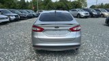 Used 2016 Ford Fusion SE image 4