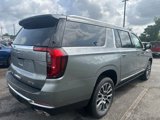 New 2025 GMC Yukon XL Denali w/ Denali Reserve Package image 5