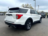 Used 2022 Ford Explorer XLT w/ Equipment Group 202A image 6