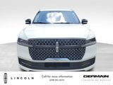 New 2025 Lincoln Navigator L Reserve image 2