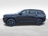 New 2025 Jeep Grand Cherokee Altitude image 2