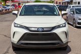 Used 2022 Toyota Venza LE image 3