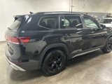 Certified 2024 Volkswagen Atlas Peak Edition SE image 3