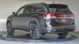 New 2025 Volkswagen Atlas SE image 2