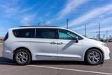 Used 2023 Chrysler Pacifica Limited image 5