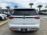 New 2025 Nissan Pathfinder Platinum image 5
