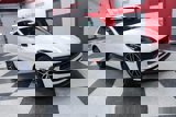 Used 2024 Porsche Macan image 3