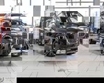 Used 2025 BMW X7 xDrive40i w/ Premium Package image 5