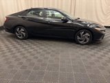 New 2025 Hyundai Elantra Limited image 4
