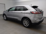 Used 2023 Ford Edge SEL image 3