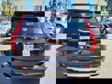 Used 2018 Volvo XC90 T6 Momentum w/ Convenience Package image 4