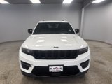 New 2025 Jeep Grand Cherokee Altitude image 3
