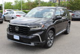 New 2025 Honda Pilot Touring image 3