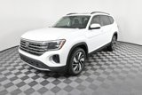 New 2026 Volkswagen Atlas SE image 2