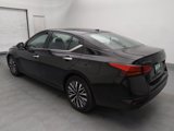 Used 2023 Nissan Altima 2.5 SV image 3