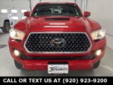 Used 2019 Toyota Tacoma TRD Sport image 2