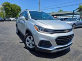 Used 2020 Chevrolet Trax LT w/ LT Convenience Package image 2
