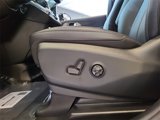 Used 2025 Chrysler Pacifica Select image 4
