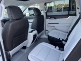 New 2025 GMC Acadia Denali image 5