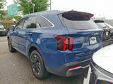 Used 2025 Kia Sorento S image 4