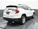 Used 2024 GMC Terrain SLE w/ Driver Convenience Package image 3
