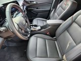 Used 2025 Chevrolet Trax RS w/ Sunroof Package image 4