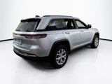 Used 2022 Jeep Grand Cherokee Limited image 5