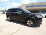Used 2023 Nissan Pathfinder SL image 2