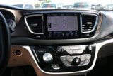 Used 2018 Chrysler Pacifica Touring-L Plus image 4