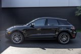 Used 2025 Porsche Macan image 2
