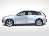Used 2025 Audi Q7 2.0T Premium w/ Convenience Package image 2