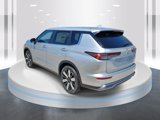 New 2025 Mitsubishi Outlander SE image 3