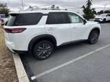 New 2025 Nissan Pathfinder SL w/ SL Premium Package image 3