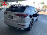 New 2025 Mitsubishi Outlander SE image 3