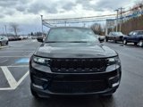 Used 2024 Jeep Grand Cherokee Altitude image 3