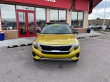 Used 2023 Kia Seltos S w/ Navigation Package image 2