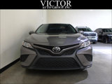 Used 2020 Toyota Camry SE image 2