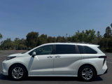 Used 2023 Toyota Sienna XLE image 5