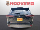 Used 2024 Toyota Highlander Limited image 3
