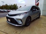 New 2025 Toyota Sienna XSE image 3