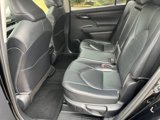 Used 2020 Toyota Highlander XLE image 6