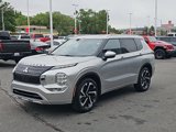 New 2025 Mitsubishi Outlander 4WD Plug-In Hybrid image 3