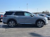 New 2025 Nissan Pathfinder Platinum image 3