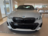 New 2026 BMW 550e xDrive w/ Premium Package image 2